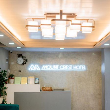 באגויו Mount Crest Hotel מראה חיצוני תמונה