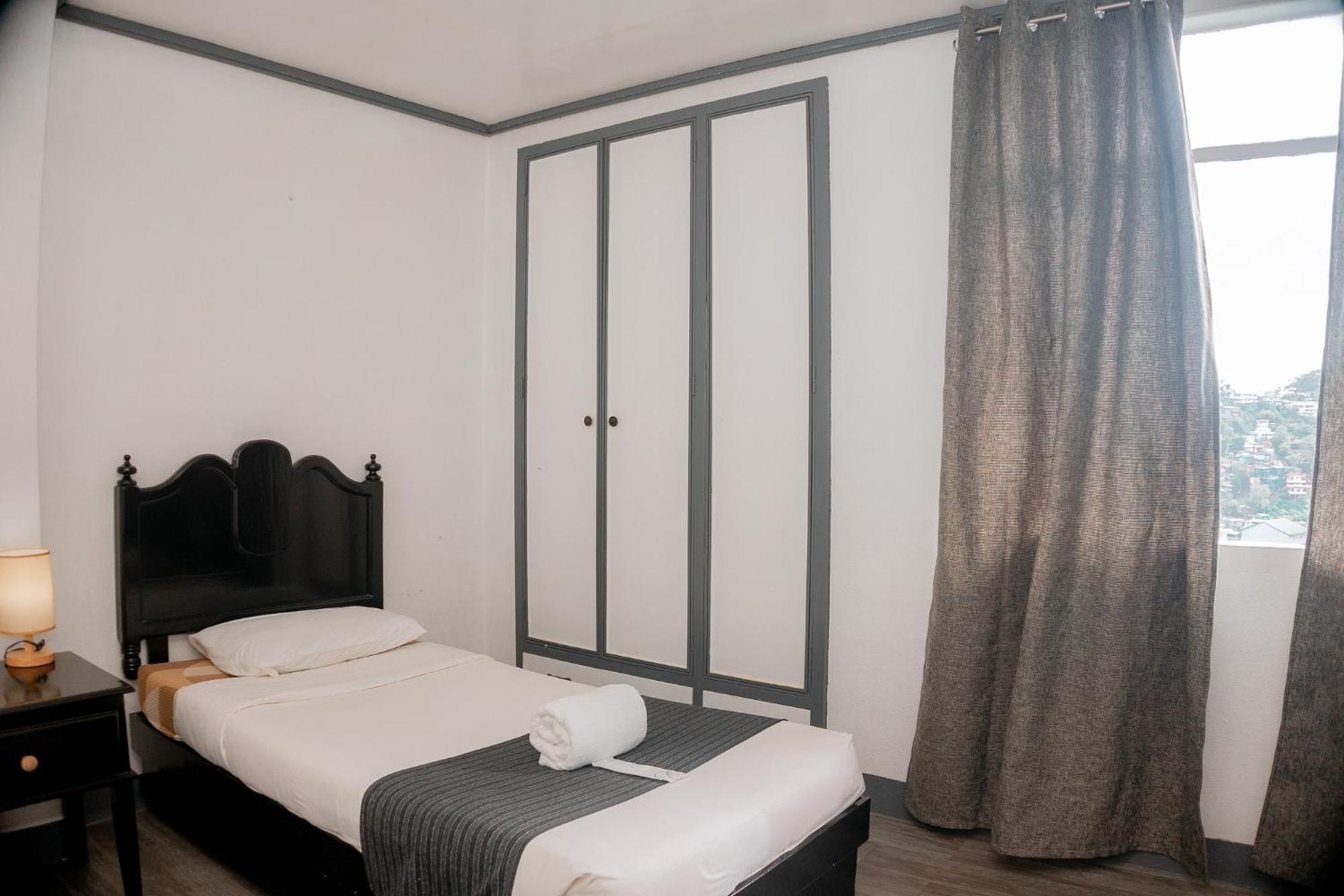 באגויו Mount Crest Hotel מראה חיצוני תמונה